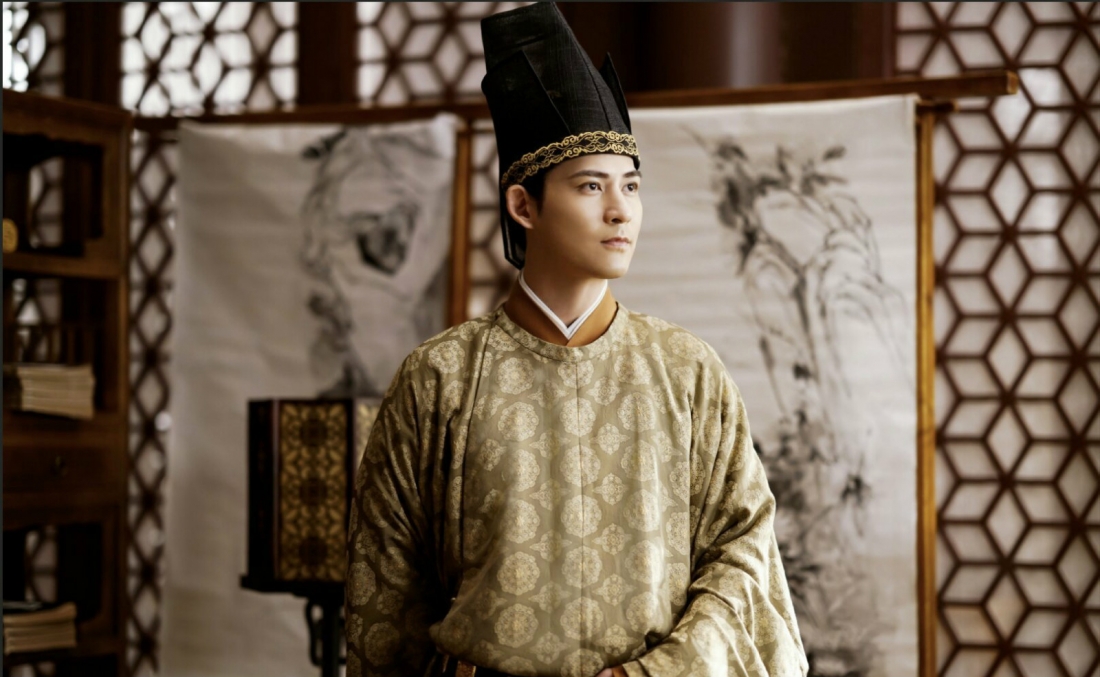 Vào vai Hoàng đế Tống Chân Tông Triệu Hằng là tài tử xứ Đài, cựu thành viên nhóm nhạc F4, Châu Du Dân.
