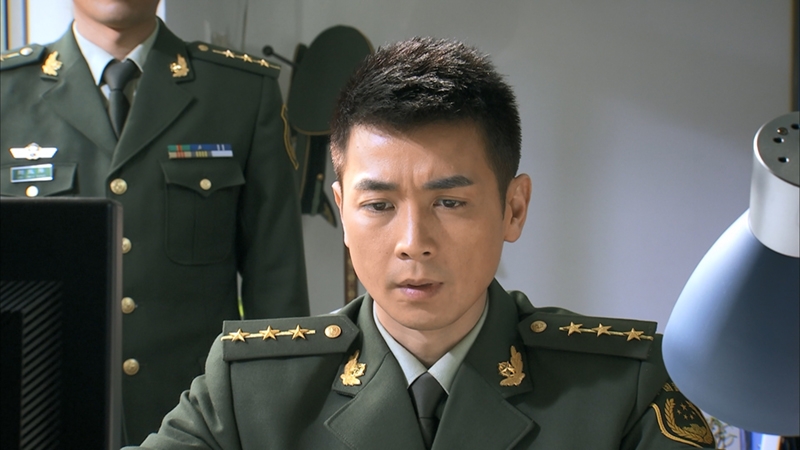 Đội trưởng Thẩm Dương là một người lính cứu hỏa vô cùng tâm huyết với nghề, anh được nhận trách nhiệm huấn luyện cho đội tân binh.
