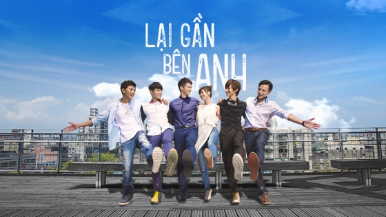 Lại Gần Bên Anh