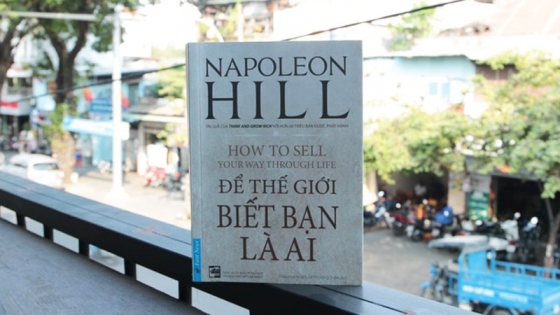 Giới Thiệu Sách - Để Thế Giới Biết Bạn Là Ai