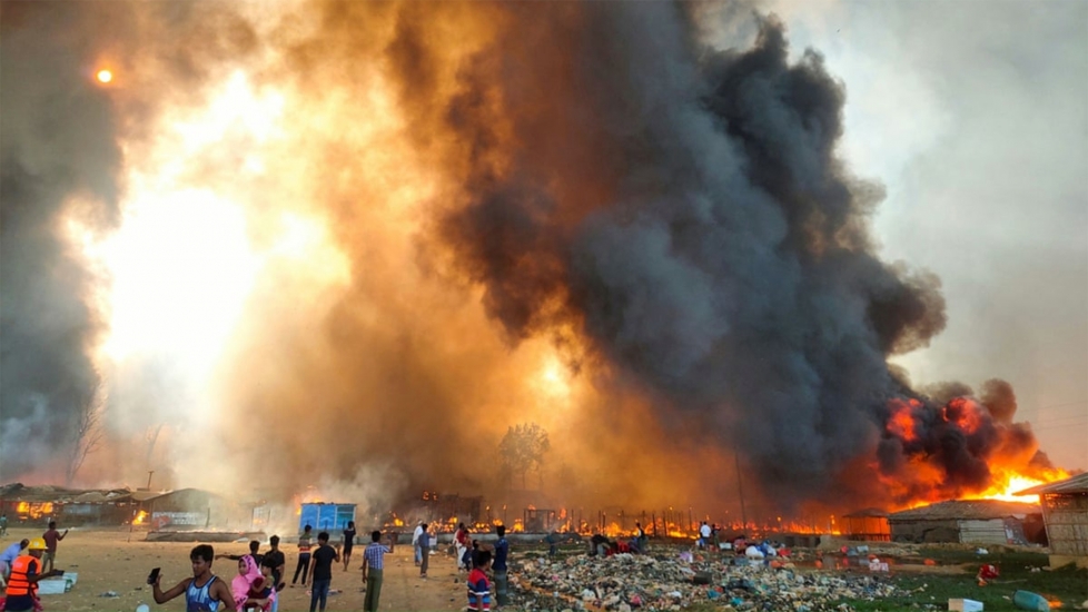 Cháy Trại Tị Nạn Ở Bangladesh, Hàng Nghìn Người Trở Thành Vô Gia Cư